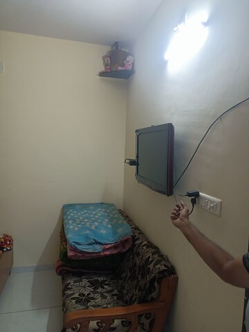 Furnished Amenities in Studio Independent House at Sector 2 – for Rent