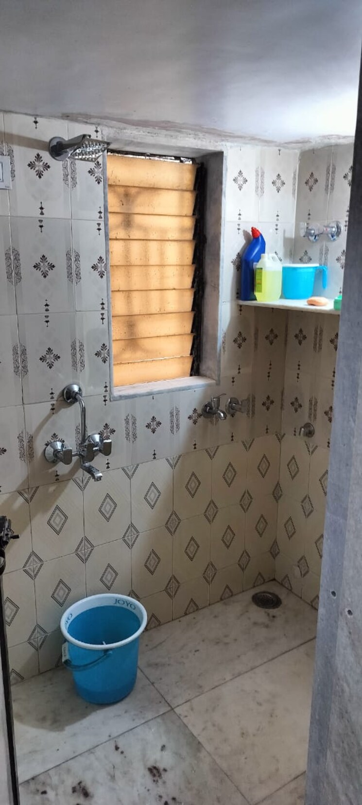 Bathroom, happy-home-complex 1 Bedroom 500 Sq.Ft. Apartment In Mira Road Thane 8266650