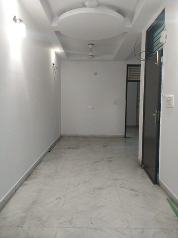 Living Room in 2 BHK Builder Floor at Paschim Vihar – for Rent