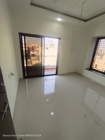 Room in 3 BHK Apartment at Manewada – for Sale