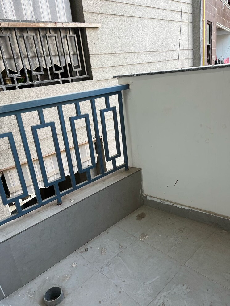 Balcony, kishangarh 1 Bedroom 504 Sq.Ft. Apartment In Kishangarh Delhi 8266963
