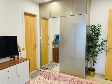 Bedroom in 2 BHK Apartment at Lodha NCP Commercial Tower Supremus, Wadala – for Rent
