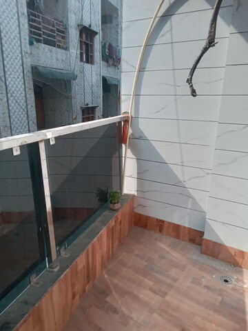 Balcony in 1.5 BHK Builder Floor at Shastri Nagar – for Rent