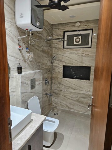 Bathroom in 2 BHK Apartment at Sector 27 – for Rent