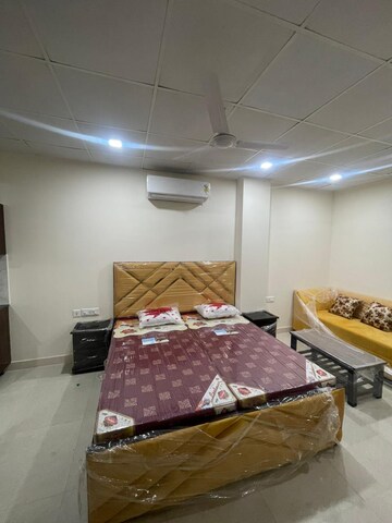 Bedroom in 1 RK Builder Floor at Huda Staff Colony, Sector 46 – for Rent