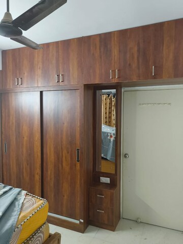 Furnished Amenities in 2 BHK Apartment at Signature Global Synera, Sector 81 – for Rent