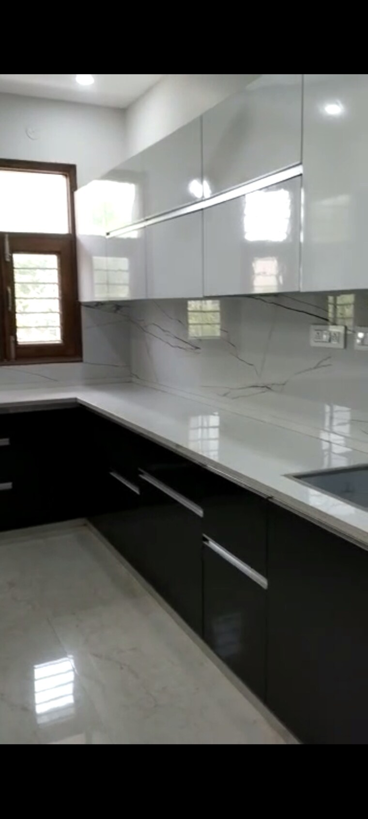 Kitchen, sector 9 5 Bedroom 602 Sq.Yd. Builder Floor In Sector 9 Faridabad 8267182