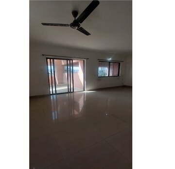 Furnished Amenities in 3 BHK Apartment at Kumar Urban Shantiniketan Phase 1, Baner – for Rent