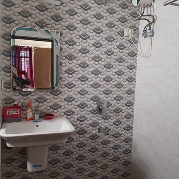 Bathroom in 2 BHK Apartment at Jalvaiyu Vihar, Kharghar – for Rent
