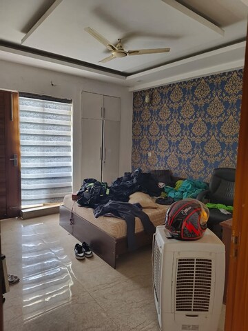 Team Area in 2 BHK Apartment at CCI Rivali Park, Borivali East – for Rent