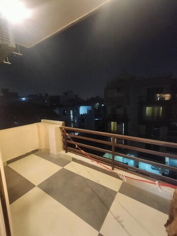 Balcony in 1 RK Builder Floor at Unitech Cyber Park, Sector 39 – for Rent