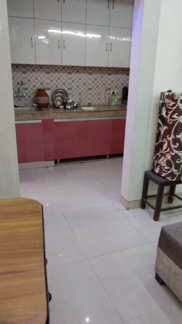Bathroom in 1 BHK Apartment at Sector 43 – for Rent