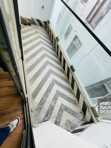 Balcony in 2 BHK Apartment at Mandi – for Rent
