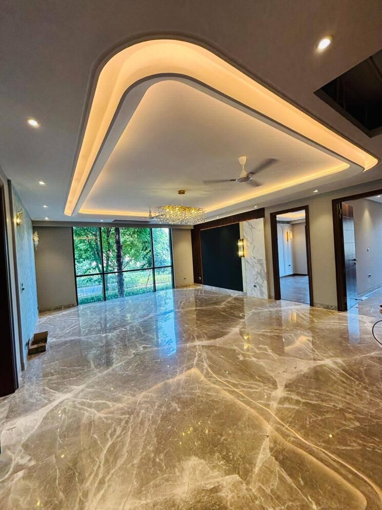 Swimming Pool, nirvana-courtyard 4 Bedroom 3850 Sq.Ft. Builder Floor In Sector 50 Gurgaon 8267584