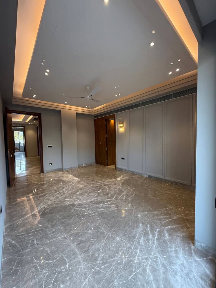 Room, nirvana-courtyard 4 Bedroom 3850 Sq.Ft. Builder Floor In Sector 50 Gurgaon 8267584