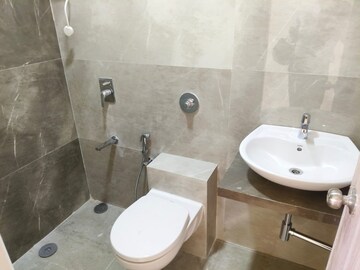 Bathroom in 2 BHK Apartment at Diamond Park, Santacruz East – for Rent