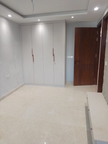 Bedroom in 3 BHK Builder Floor at Paschim Vihar – for Rent