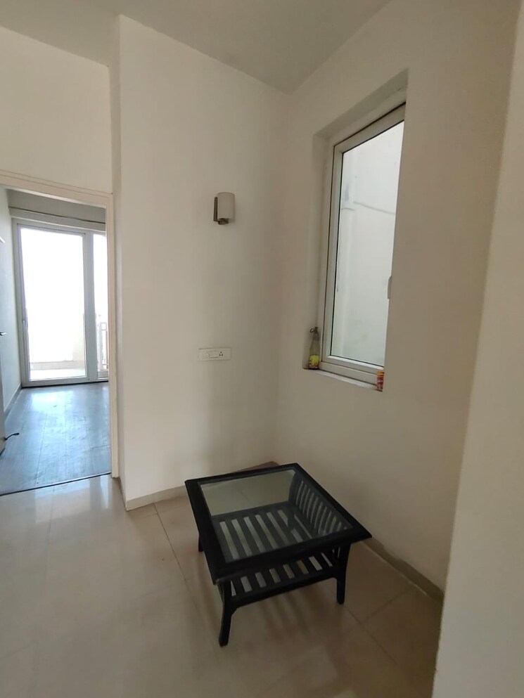 Room, emaar-palm-hills 3 Bedroom 1450 Sq.Ft. Apartment In Sector 77 Gurgaon 8267732