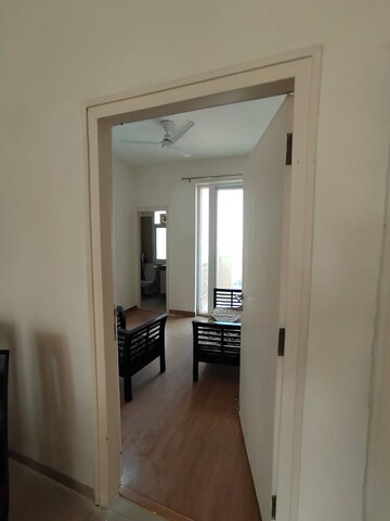 Room in 3 BHK Apartment at Emaar Palm Hills, Sector 77 – for Rent