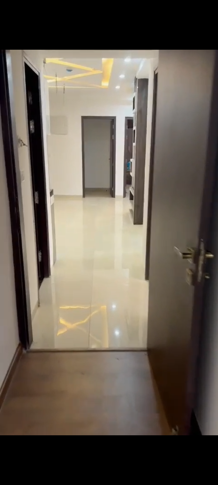 3 BHK + Extra Room 1376 Sq.Ft. Apartment in Rishita Manhattan