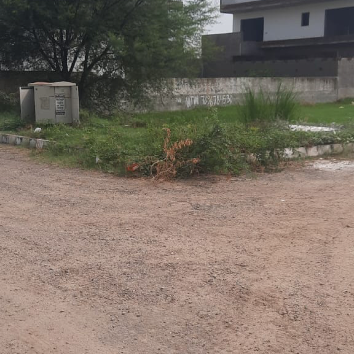 Plot For Sale in Daksh Real Estate