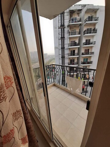 Balcony in 4 BHK Apartment at Puravankara Purva Orient Grand, Lal Bagh – for Sale