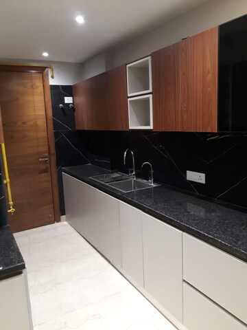 Kitchen in 3 BHK Builder Floor at Paschim Vihar – for Rent