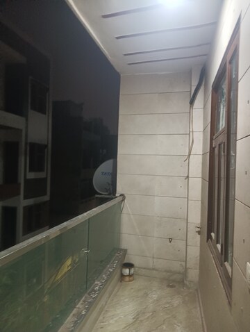 Balcony in 1.5 BHK Builder Floor at Shastri Nagar – for Rent