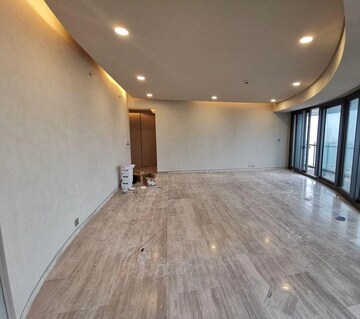 Room in 4 BHK Apartment at Lodha The World Towers World One Tier 2, Worli – for Rent