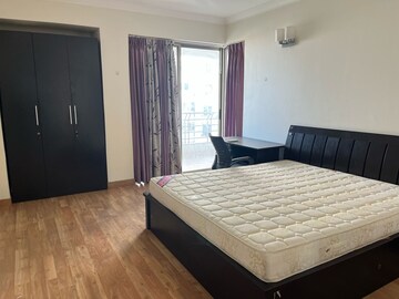 Bedroom in 3 BHK Apartment at Parsvnath Exotica, Sector 53 – for Rent