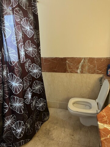Bathroom in 3 BHK Apartment at Parsvnath Exotica, Sector 53 – for Rent