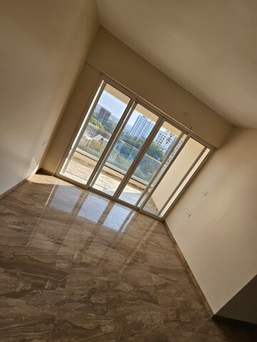 Room in 2 BHK Apartment at VTP Solitarie, Baner – for Rent