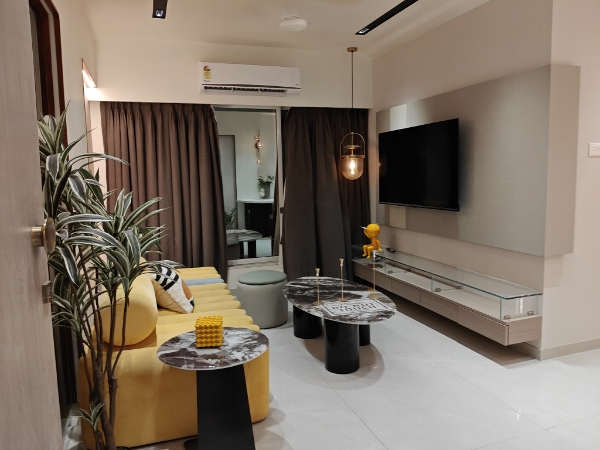 1 BHK + Extra Room Apartment For Sale in Orient Regency