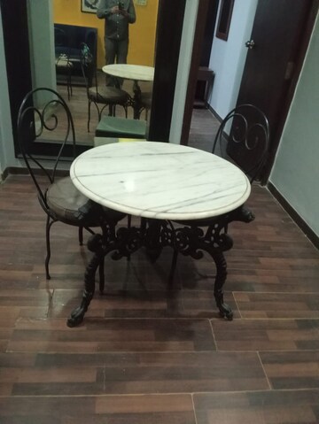 Living Room in 2 BHK Apartment at Andheri East – for Rent