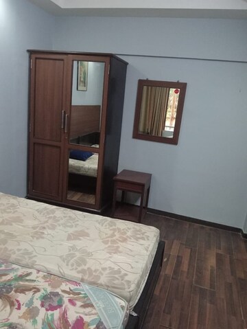 Room in 2 BHK Apartment at Andheri East – for Rent