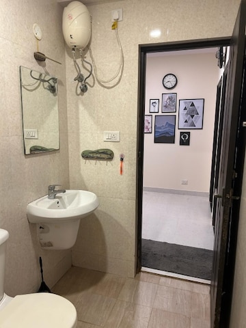 Bathroom in 4 BHK Villa at Vagator – for Rent