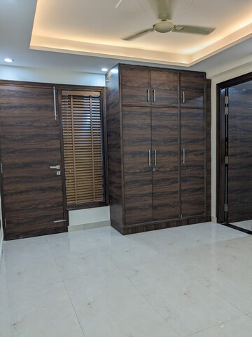Room in 3 BHK Apartment at Hero Homes Gurgaon, Sector 104 – for Sale