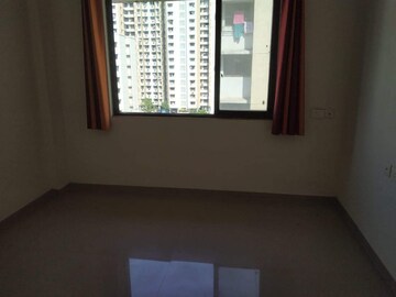 Room in 1 BHK Apartment at Lodha Casa Bella Gold, Dombivli East – for Sale