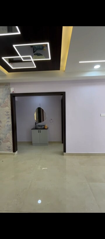 Room in 2.5 BHK Apartment at Gem Nakshatra, Kokapet – for Rent