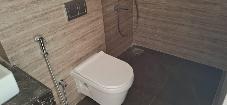 Bathroom, rajesh-raj-infinia 2 Bedroom 740 Sq.Ft. Apartment In Malad West Mumbai 8269139