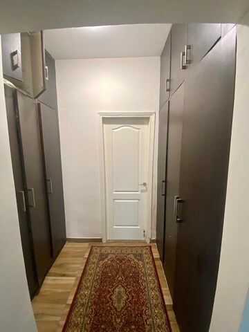 Building Lobby in 3 BHK Apartment at Unitech The Close North, Sector 50 – for Rent