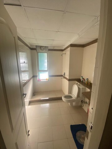 Bathroom in 3 BHK Apartment at Unitech The Close North, Sector 50 – for Rent