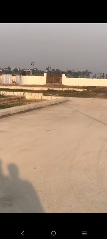  Plot For Sale in Swarnim Vihar, Sector 82