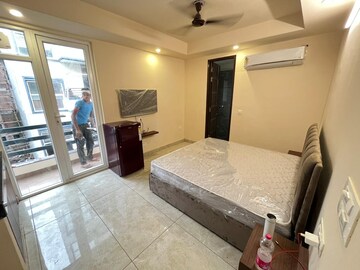 Living Room in 1 RK Builder Floor at DLF Pink Town House, Dlf City Phase 3 – for Rent