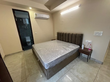 Living Room in 1 RK Builder Floor at DLF Pink Town House, Dlf City Phase 3 – for Rent