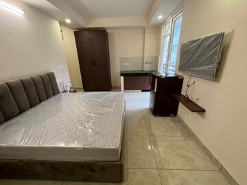 Bedroom in 1 RK Builder Floor at DLF Pink Town House, Dlf City Phase 3 – for Rent