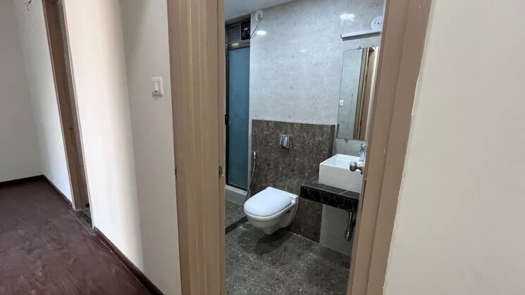 Bathroom, rajesh-raj-infinia 3 Bedroom 1031 Sq.Ft. Apartment In Malad West Mumbai 8269387
