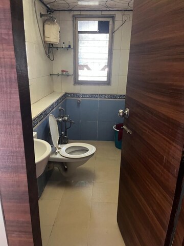 Master Bedroom in 3 BHK Apartment at Seawoods Estate, Seawoods – for Rent