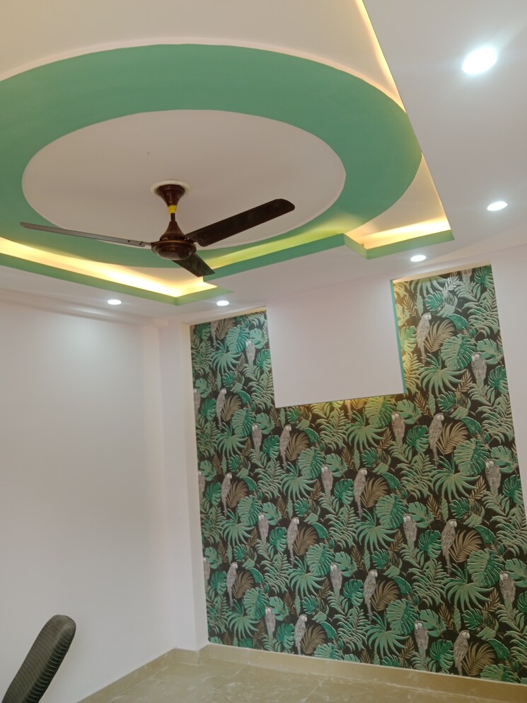 Bedroom, sector 73 1 Bedroom 650 Sq.Ft. Builder Floor In Sector 73 Noida 8269527