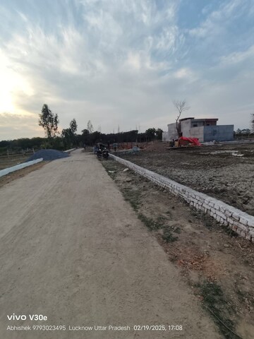  Plot – Exterior View View at Jankipuram Extension - for Sale
